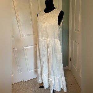 Alfani Pleated White Tiered Sleeveless Dress - Medium